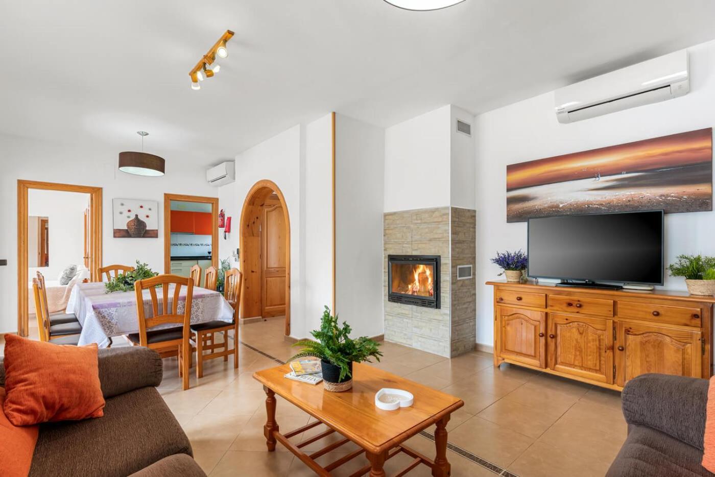 Villa Mercedes - Plusholidays กัลเป ภายนอก รูปภาพ